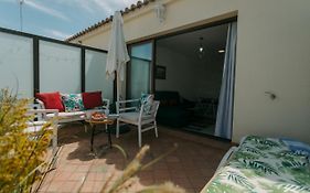 O&L Lumbreras: Bright Duplex With Private Terrace